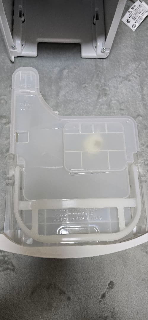 【さんごさん専用】 除湿機 F-YHVX120 ホワイト　中古美品