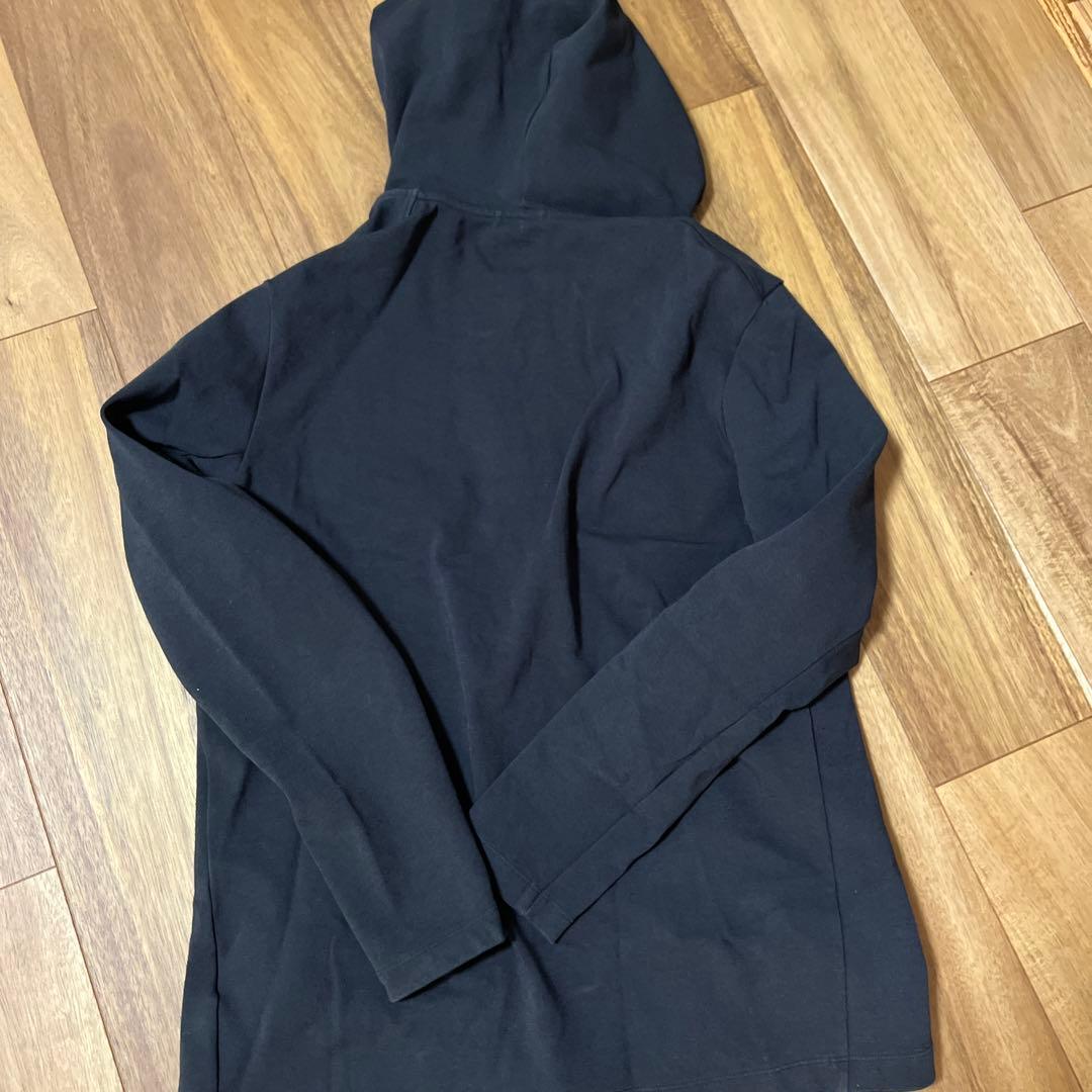 リバプール　ナイキ　パーカー