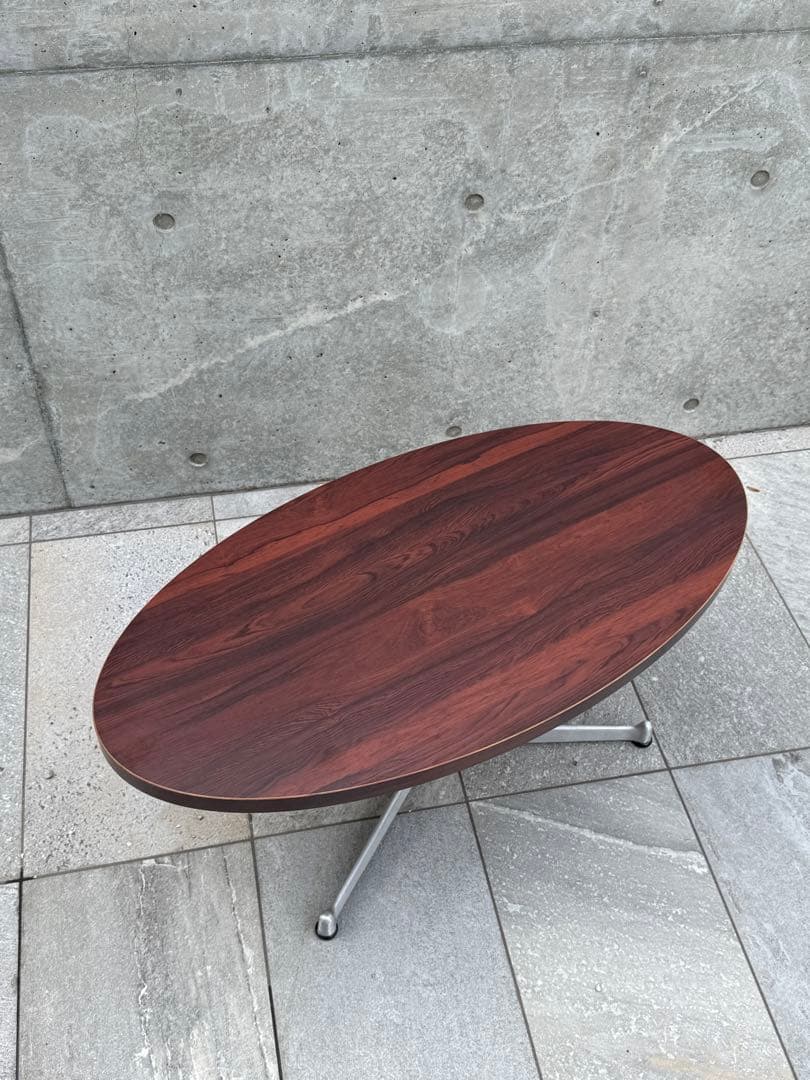 【ほぼ新品】SWITCH オーバルローテーブル 事務所使用・美品