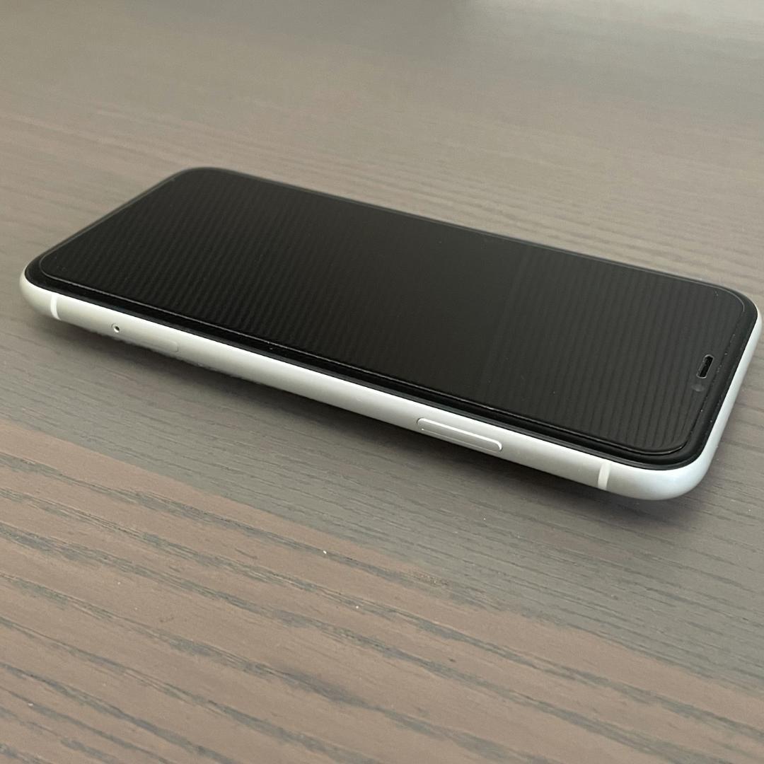 iPhone XR 本体 64GB Simフリー ホワイト 箱付き おまけ付