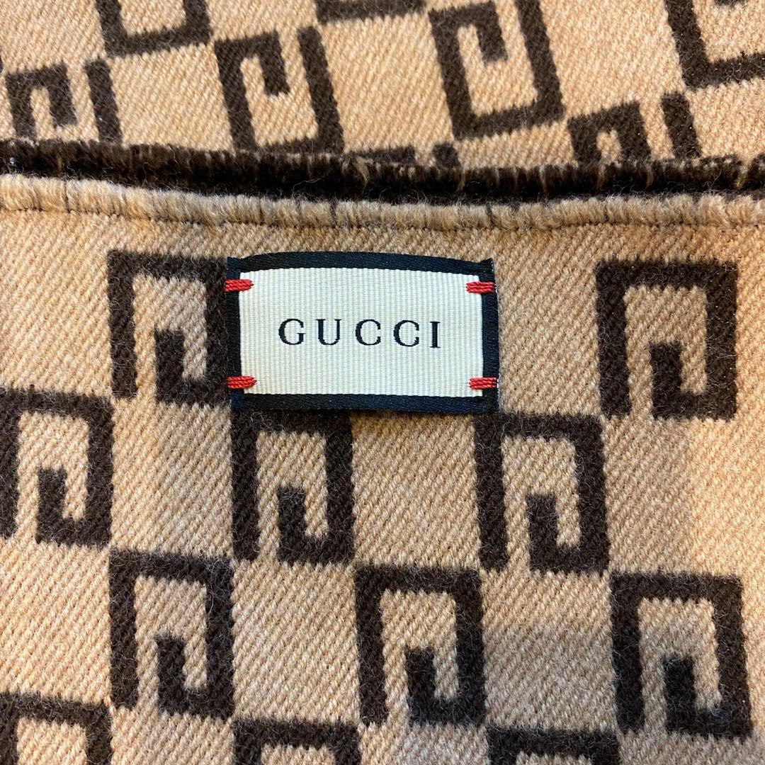 グッチ GUCCI マフラー