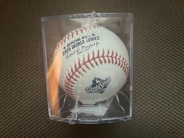 大谷翔平2025ワールドシリーズRawlingsball＆ケース付US販売限定品