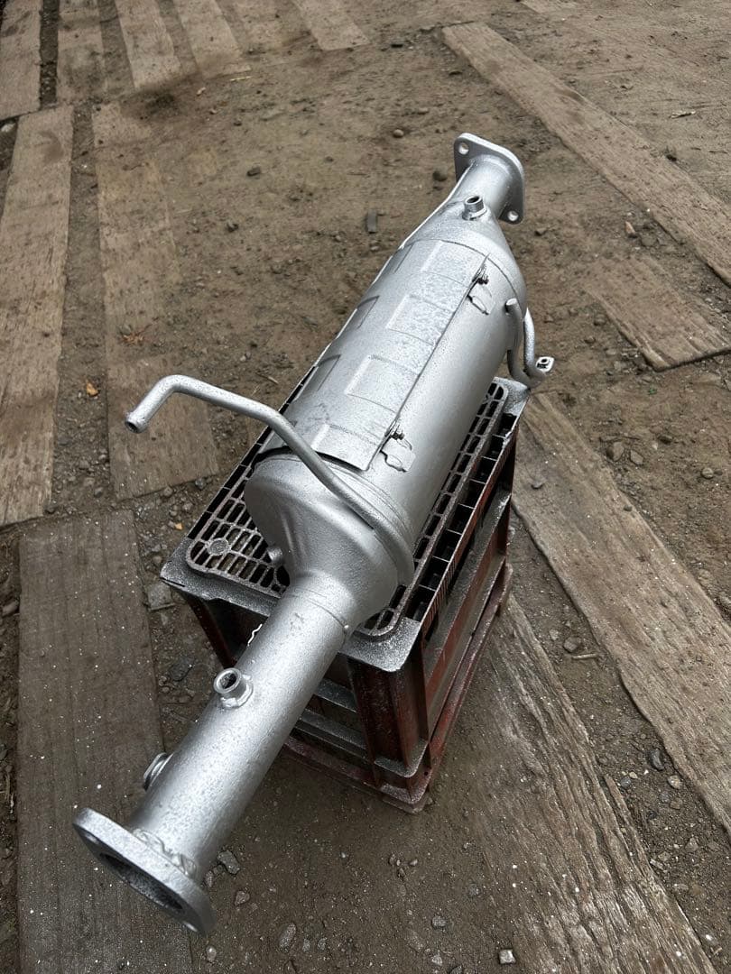 ヨ*シ様 三菱パジェロ　ディーゼルDPDマフラー