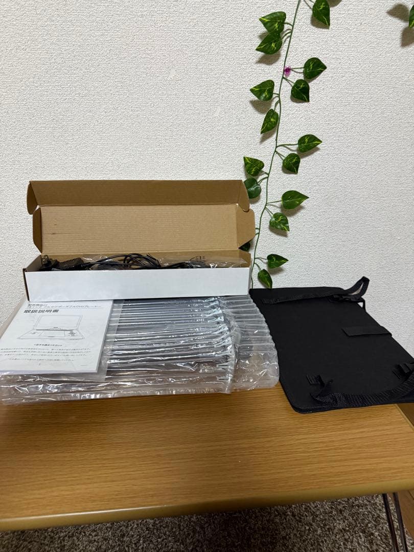 新品未使用ポータブルDVDプレーヤー 14インチ 地デジTVチューナー搭載モデル