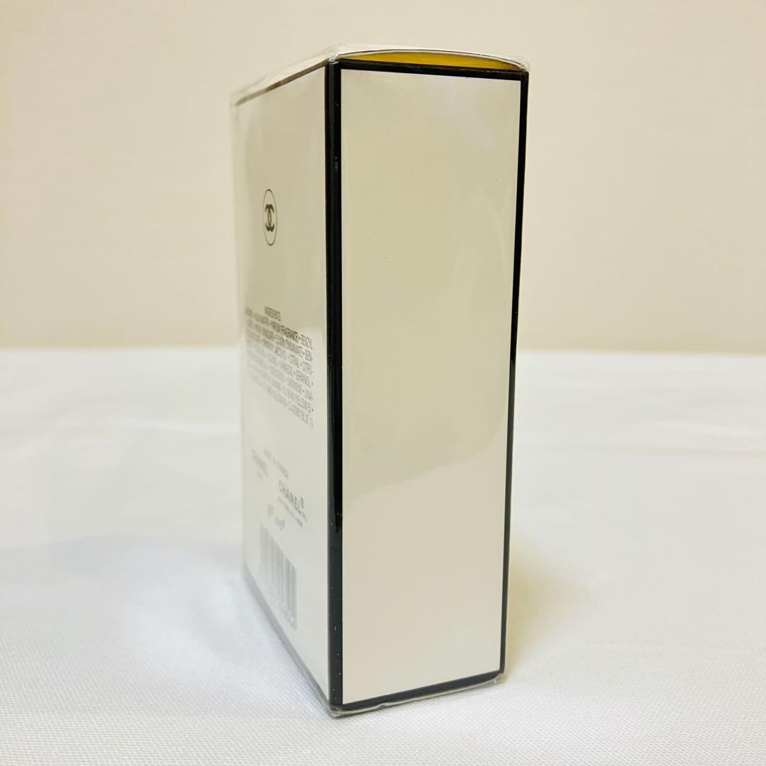 新品未開封　CHANEL シャネル　N°5 オードパルファム 香水　50ml ②
