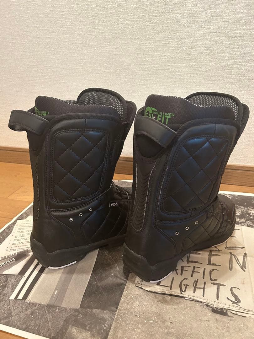 スノーボードブーツ ブラック　24.0cm