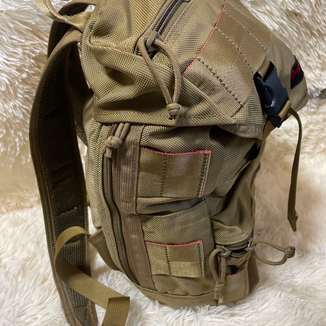 希少色 美品 ブリーフィング シンプルフラップ リュック コヨーテ 旅行 通勤