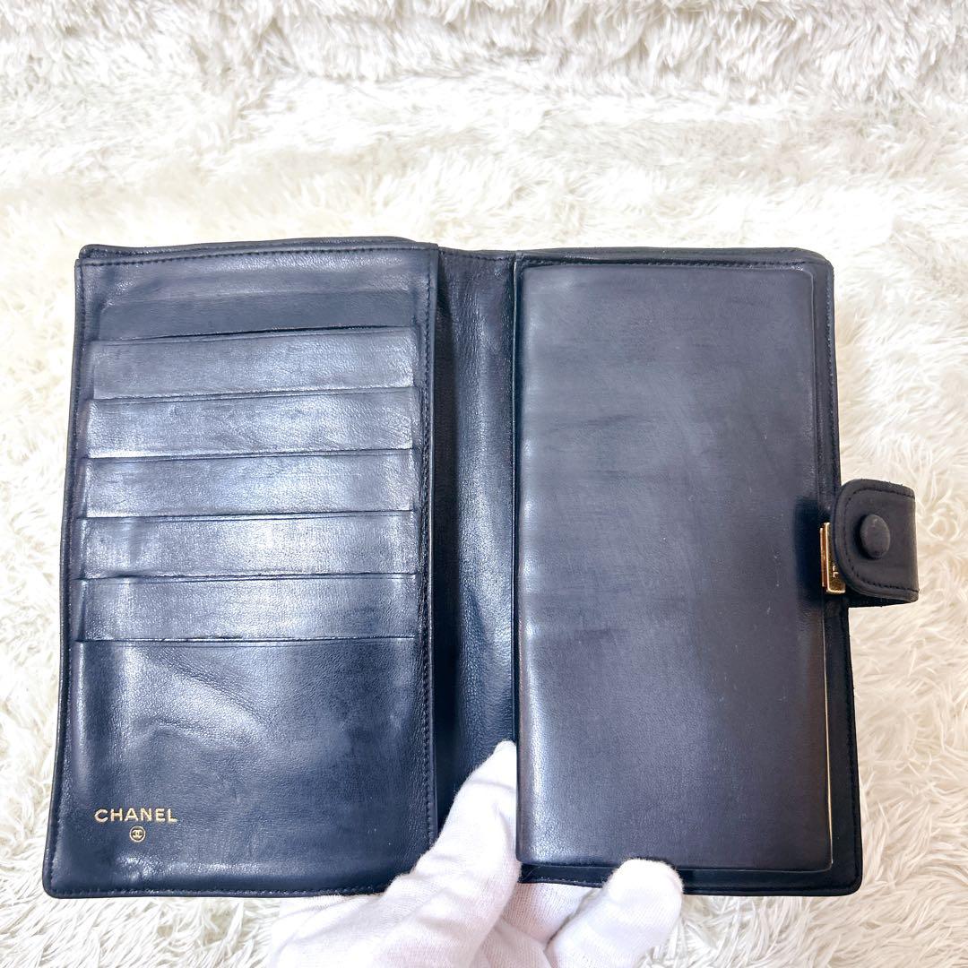 CHANEL ココマーク　ロゴエンボス レザー　長財布　がま口　ゴールド　黒