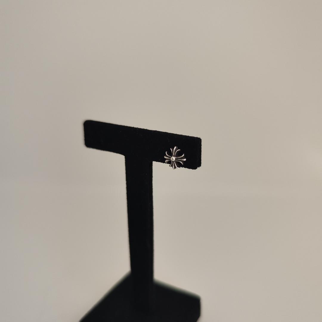 クロムハーツ chrome hearts no2 CH PLUS STUD