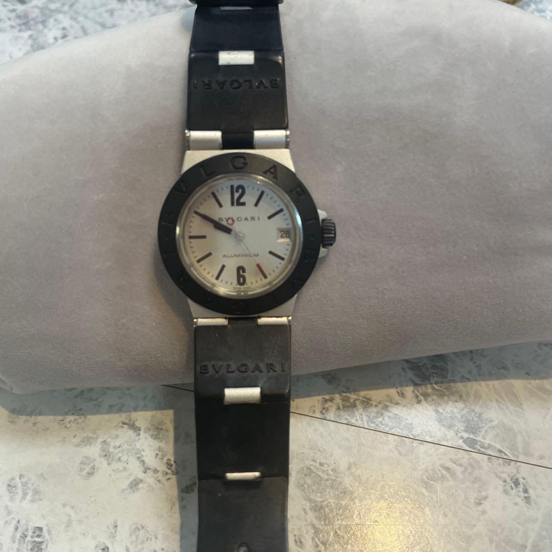 BVLGARI ブラック ラバーベルト 時計