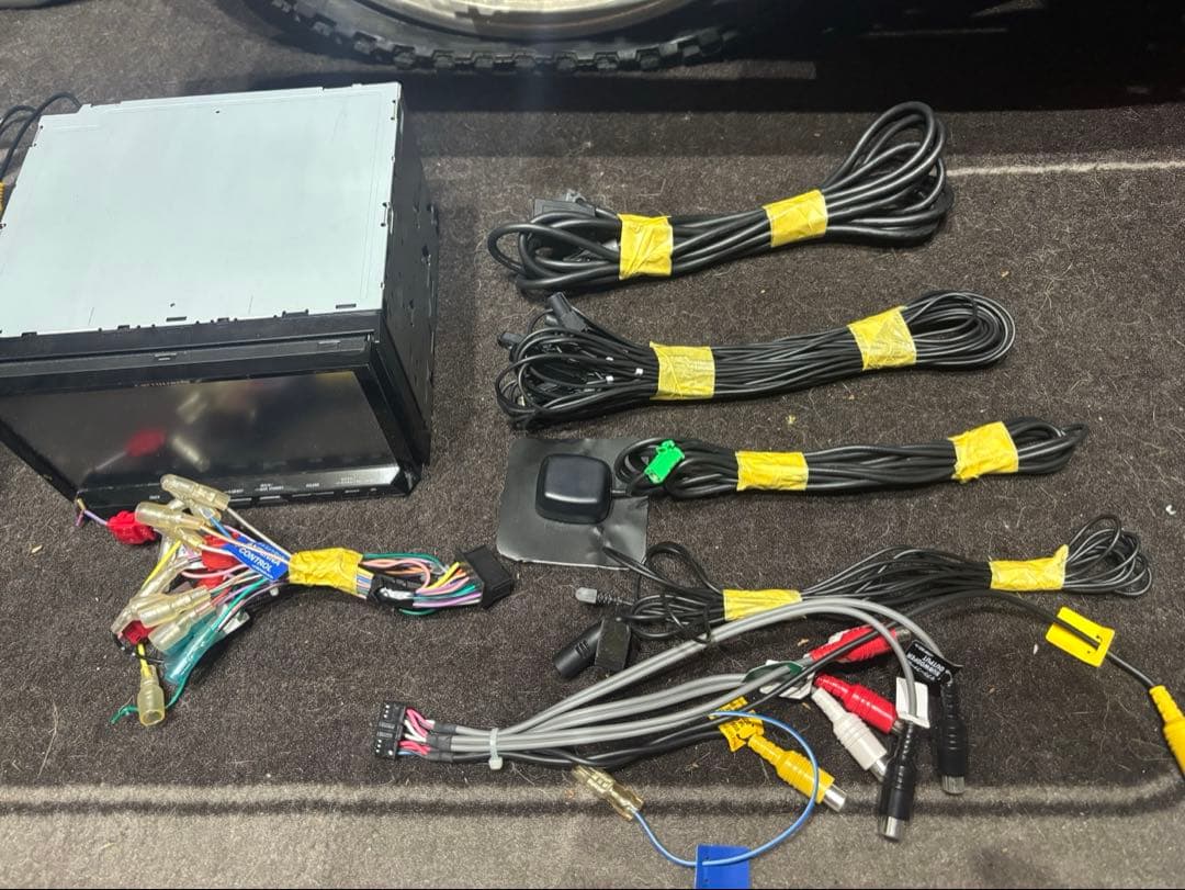 Carrozzeria PioneerカーナビAVIC-ZH09CS