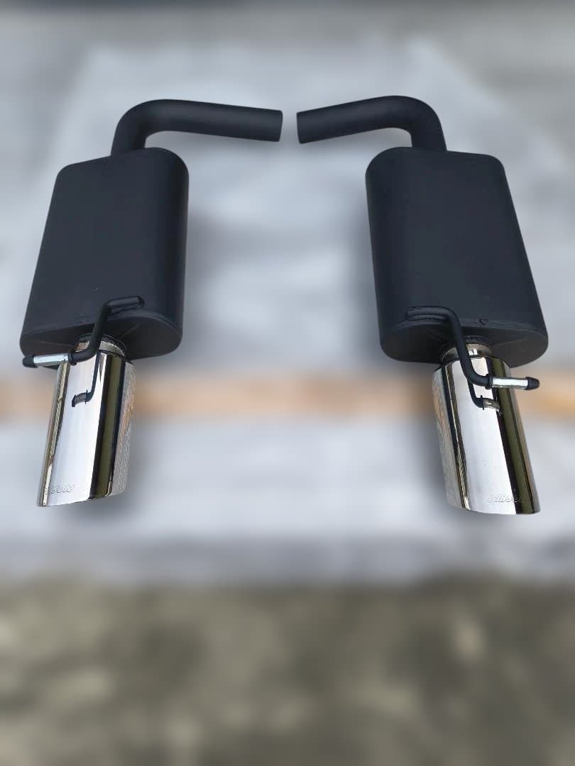 むぎ　Gibson 　左右2本出しマフラー　中古　フォードエクスプローラー