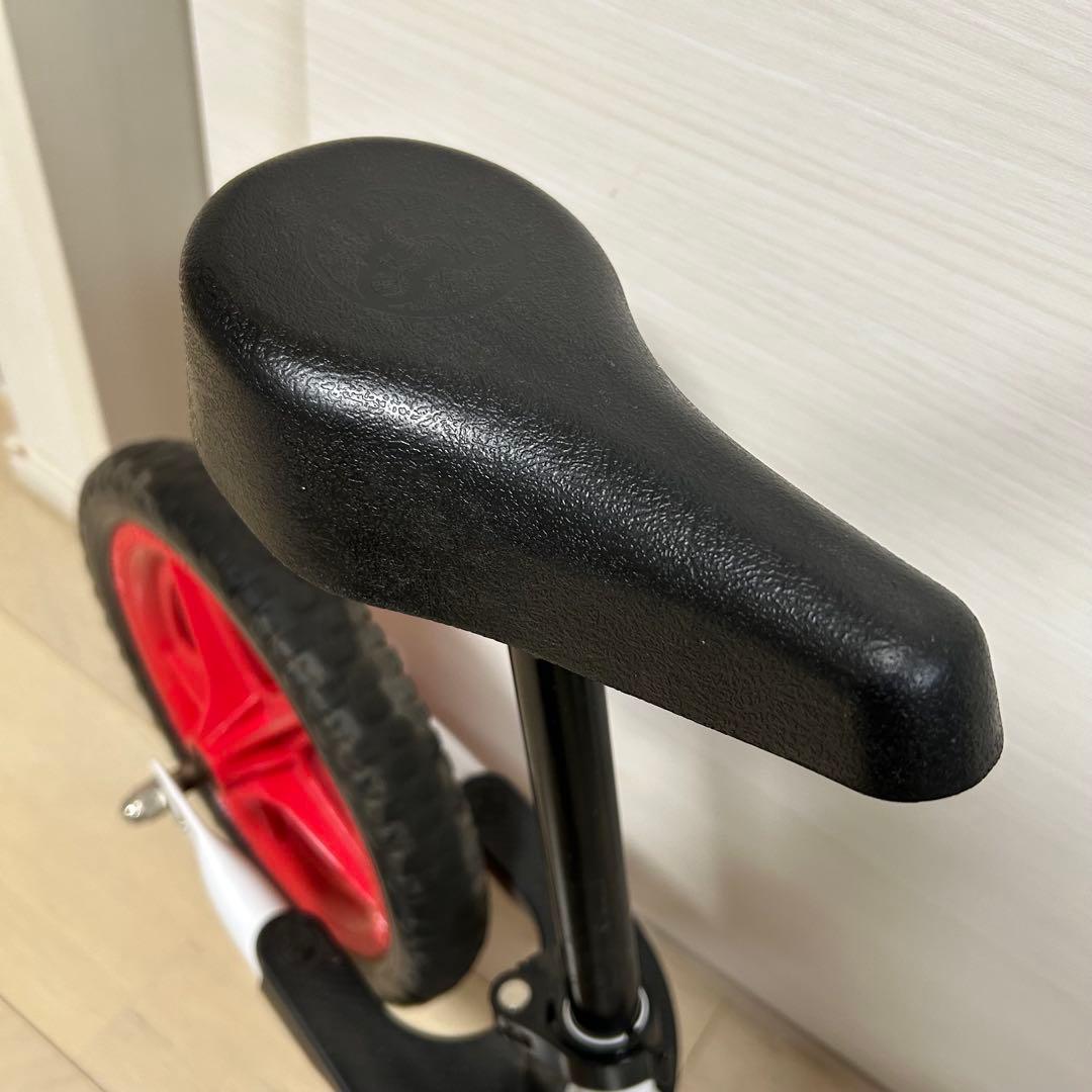 STRIDER ストライダー　12インチ ホワイト/レッド