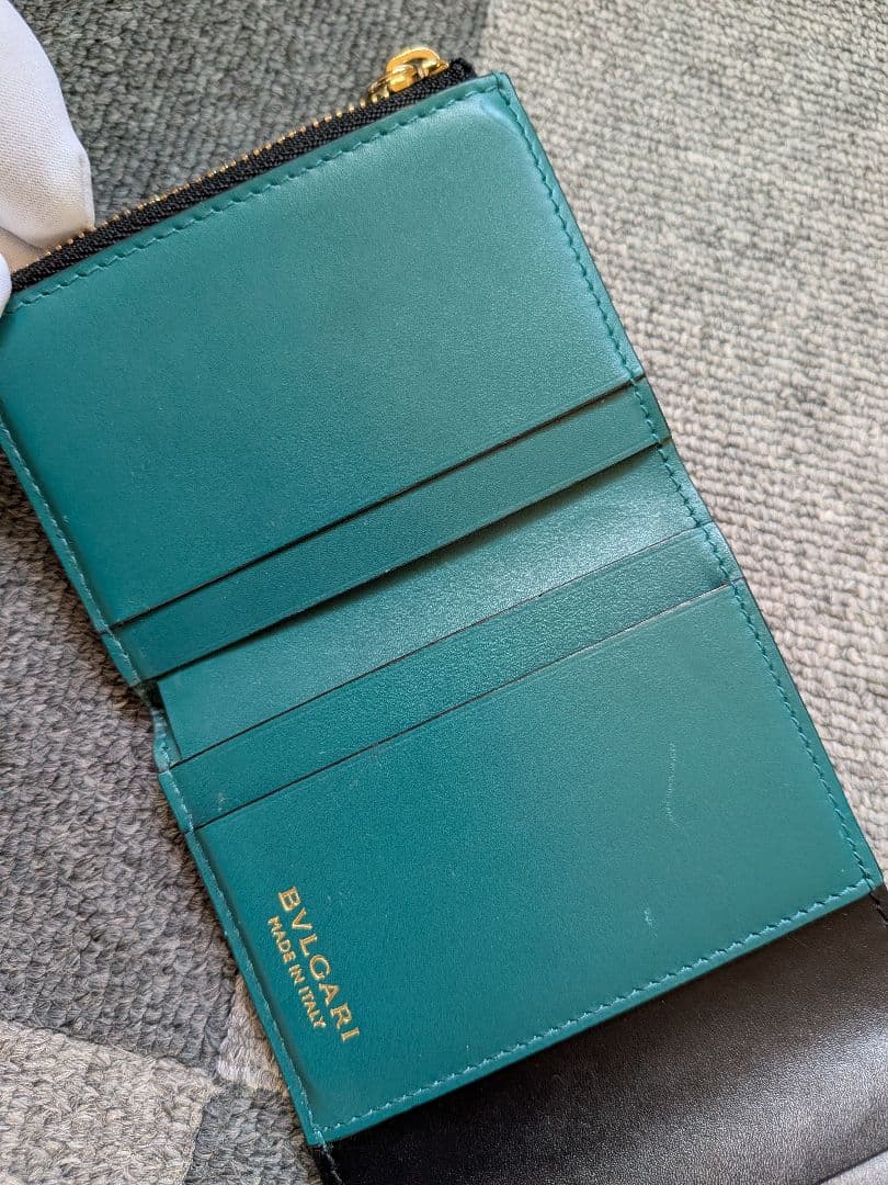 ブルガリ セルペンティ フォーエバー 3つ折り財布