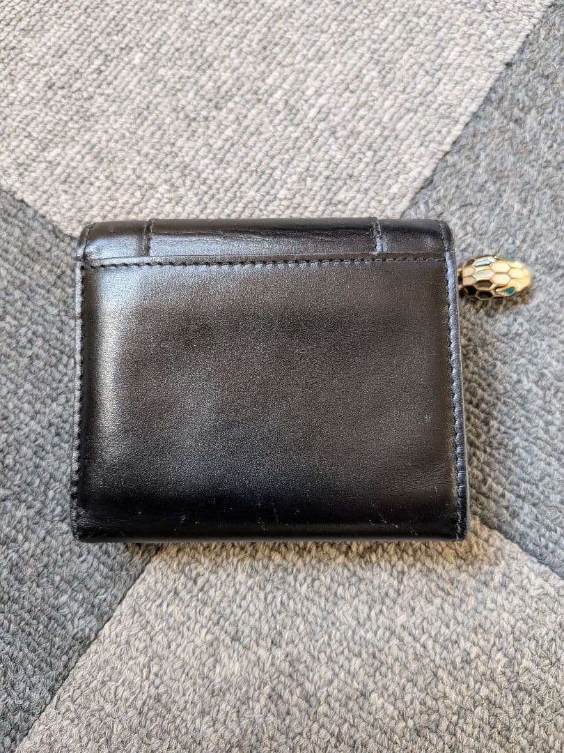 ブルガリ セルペンティ フォーエバー 3つ折り財布