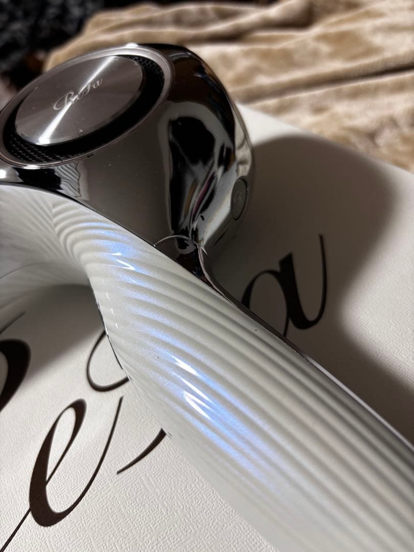 リファ ビューティックドライヤープロ 2021年製