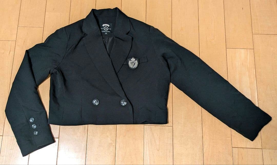 Lovetoxic（ラブトキシック）卒服 スーツ4点セット