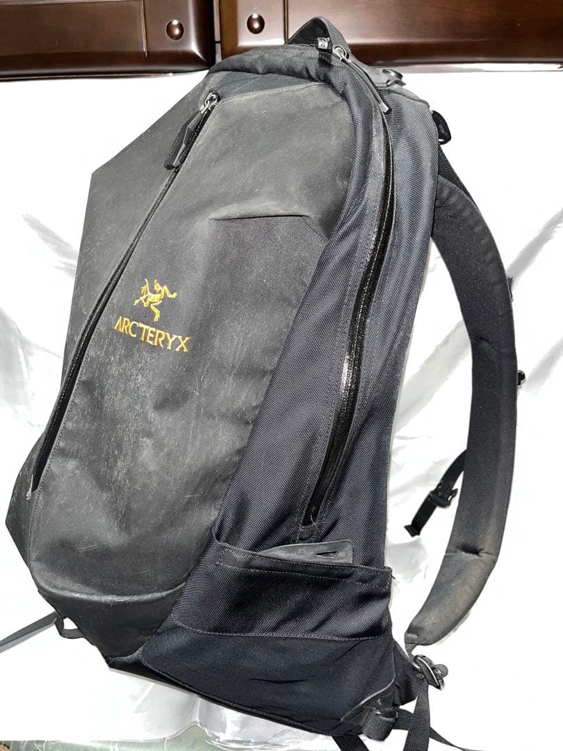 こ*ん様 【限定品】ARC'TERYX BEAMS コラボ Arrow22