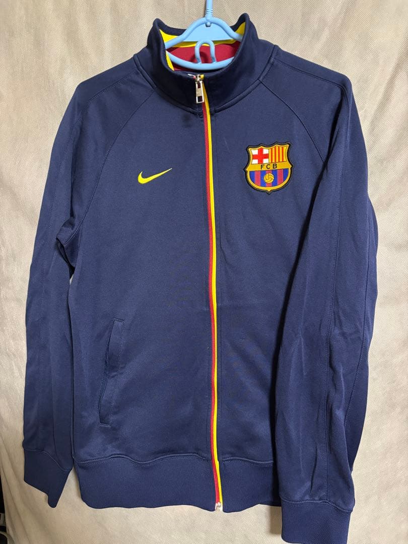 バルセロナなど　ジャージ，パーカー5着セット