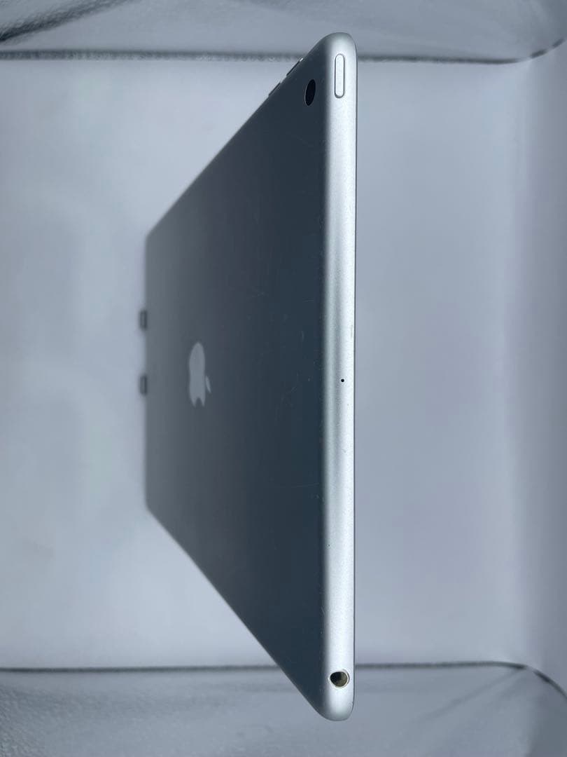 Ｃ*可様 iPad 7世代 32GB 本体　バッテリー92％