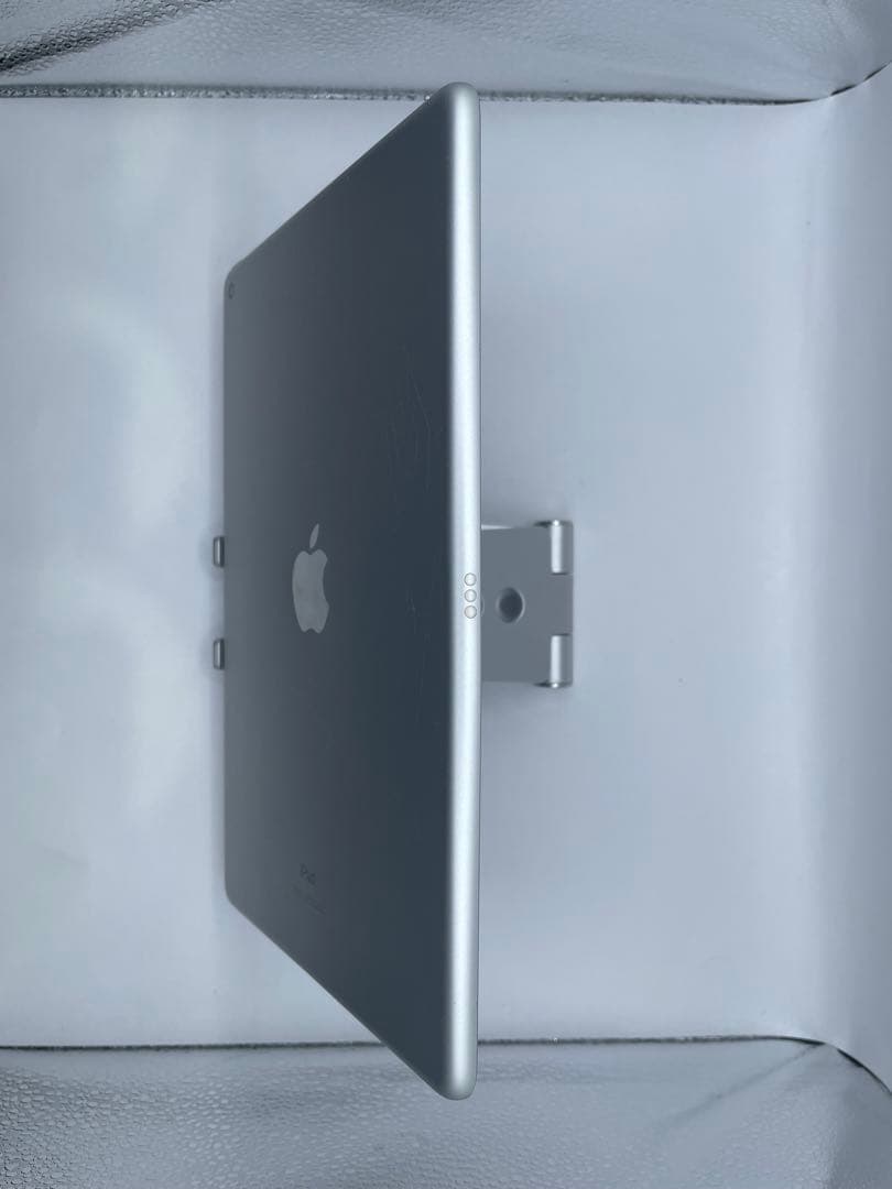 Ｃ*可様 iPad 7世代 32GB 本体　バッテリー92％