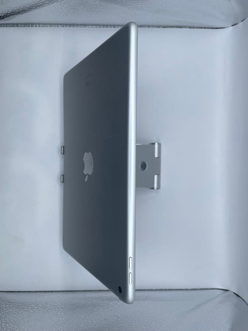 Ｃ*可様 iPad 7世代 32GB 本体　バッテリー92％