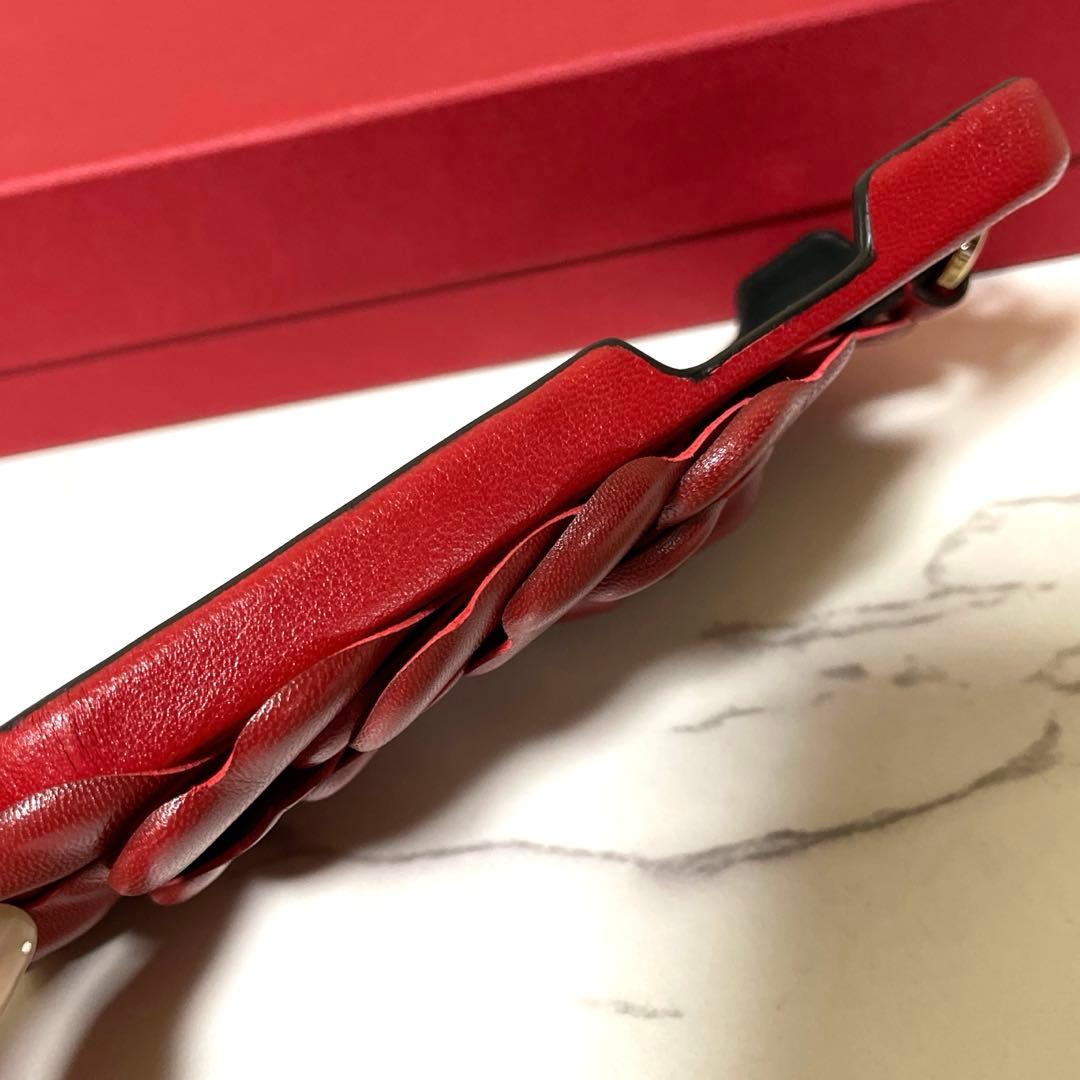 大幅値下げ‼️VALENTINO 赤iPhone12mini 　ストラップ