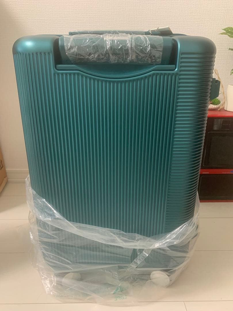 【新品未使用】AMERICAN TOURISTER スーツケース