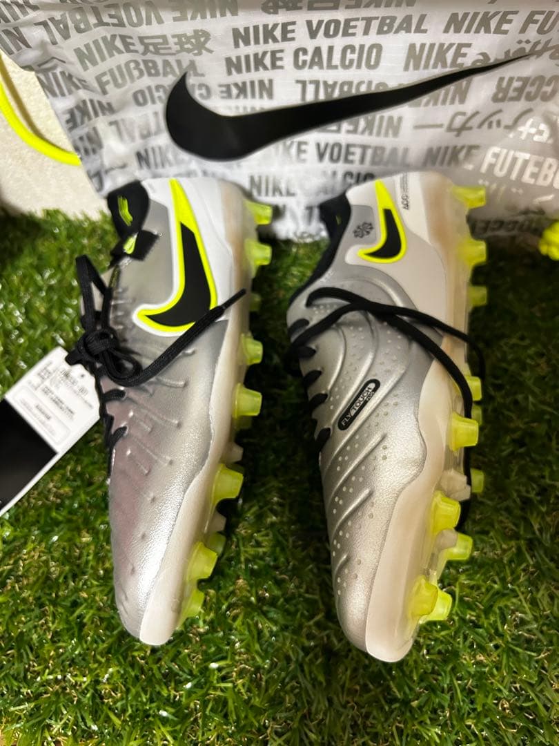 新品未使用NIKE ティエンポ エリート AG-PRO 25.5cm今日限定価格