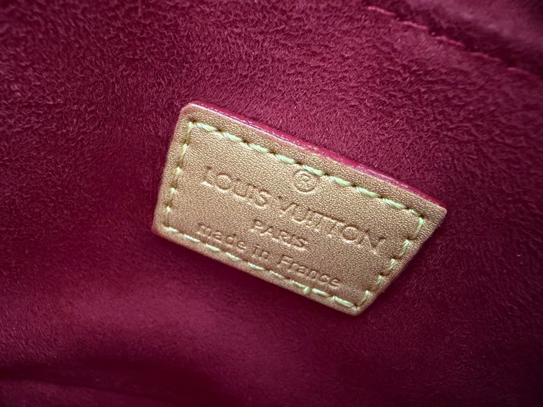 並行輸入品　ショルダーバック