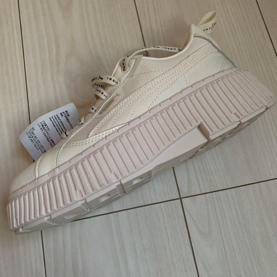 新品未使用　PUMA × AMERI / DINARA WNS 23cm