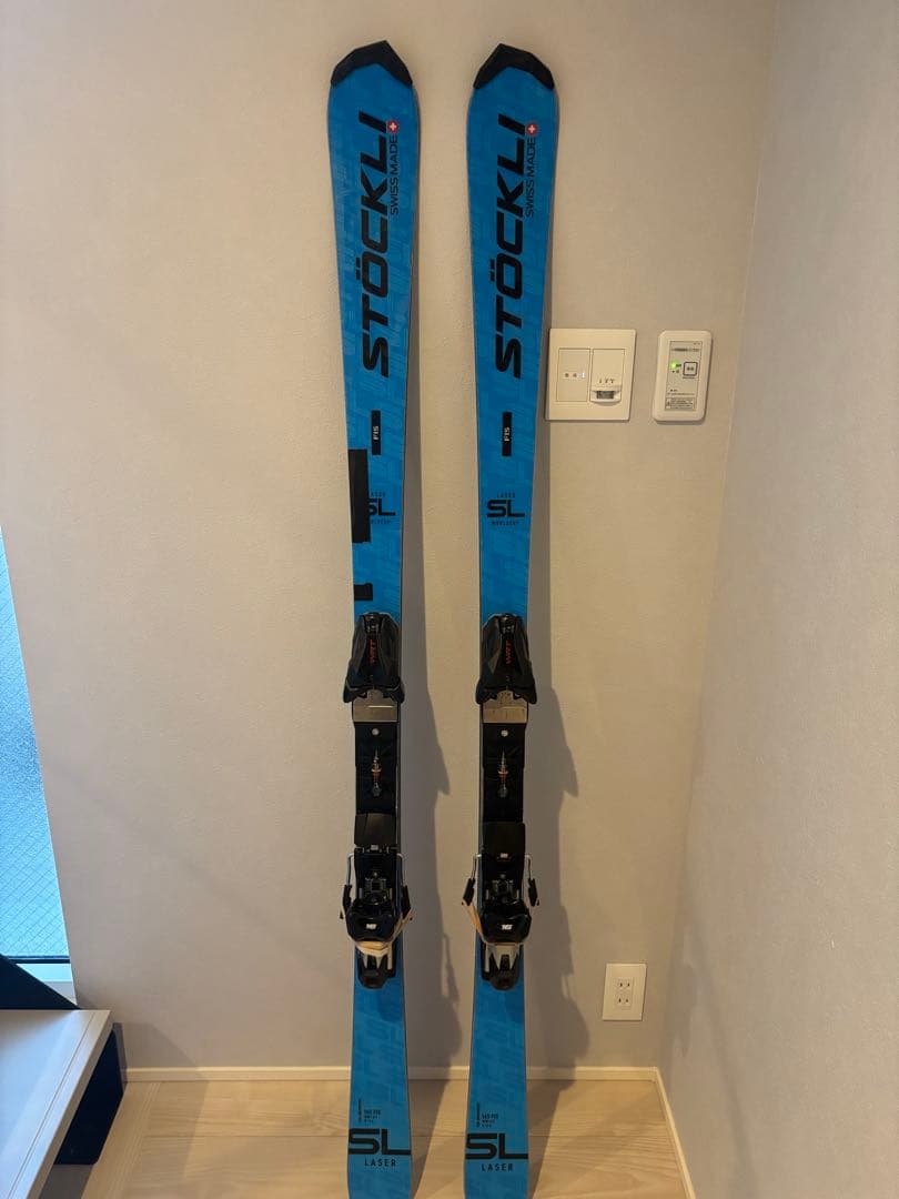 スキー STOCKLI LASER SL FIS + icon 16