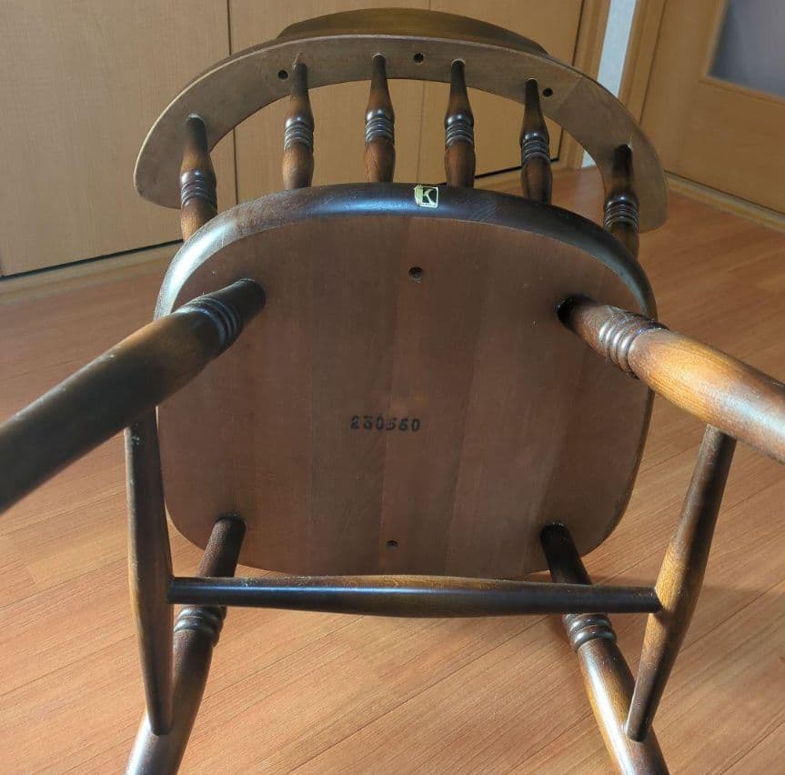 ⭐【送料無料】飛騨産業 キツツキ ダークブラウン 木製 ダイニングチェア