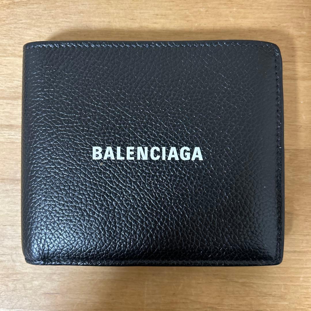 BALENCIAGA 二つ折り財布