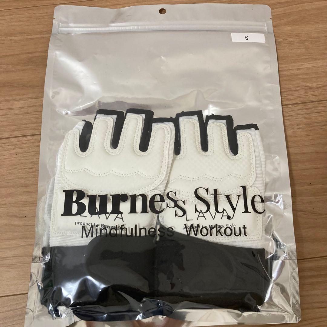 【新品未使用】LAVA キックボクシング グローブ&シューズ　2点セット