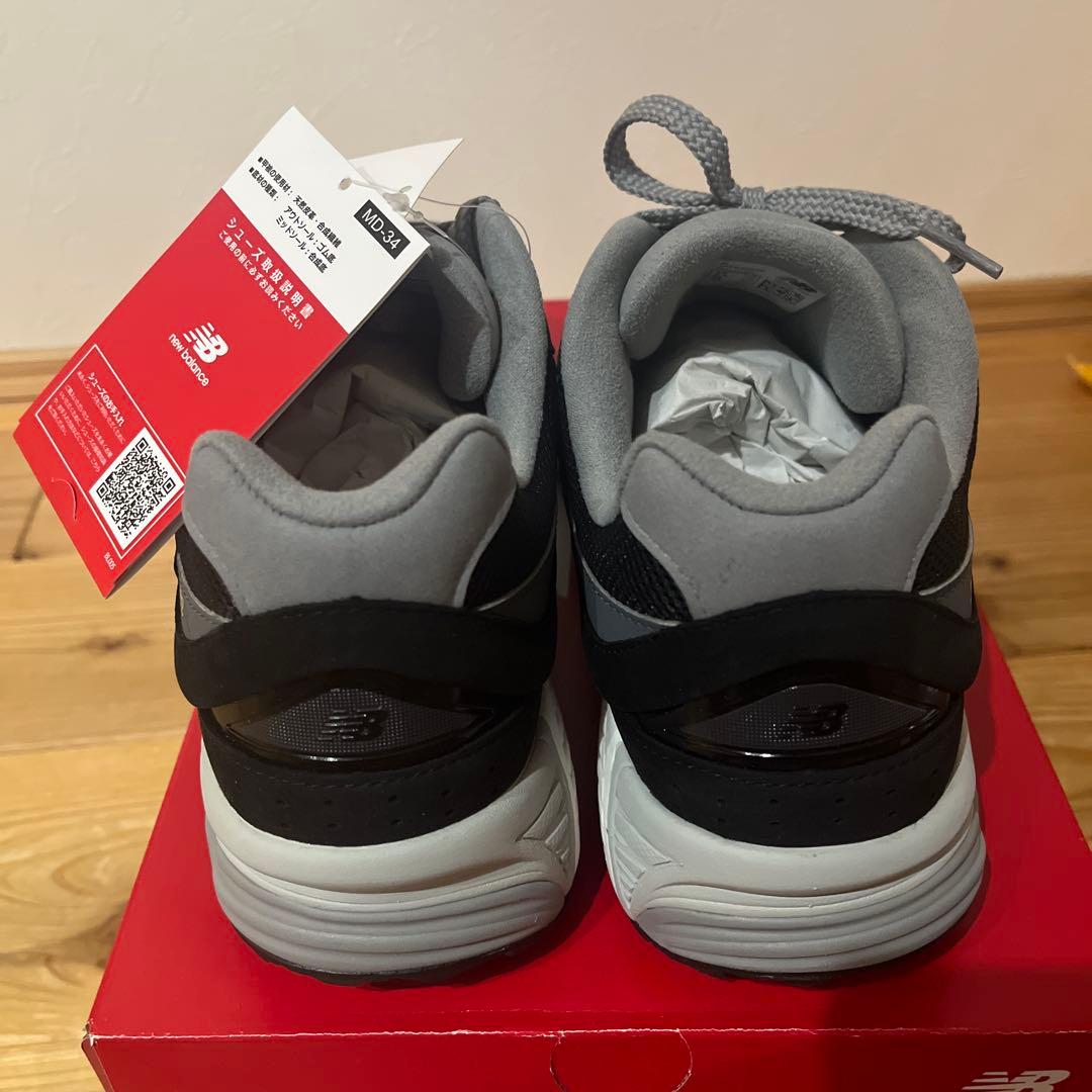 新品未使用　ニューバランス　2002 ゴルフシューズ　28