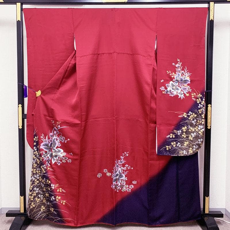 502z29☆振袖 金彩 個性的 花 萩 赤×紫☆美品 成人式 結婚式