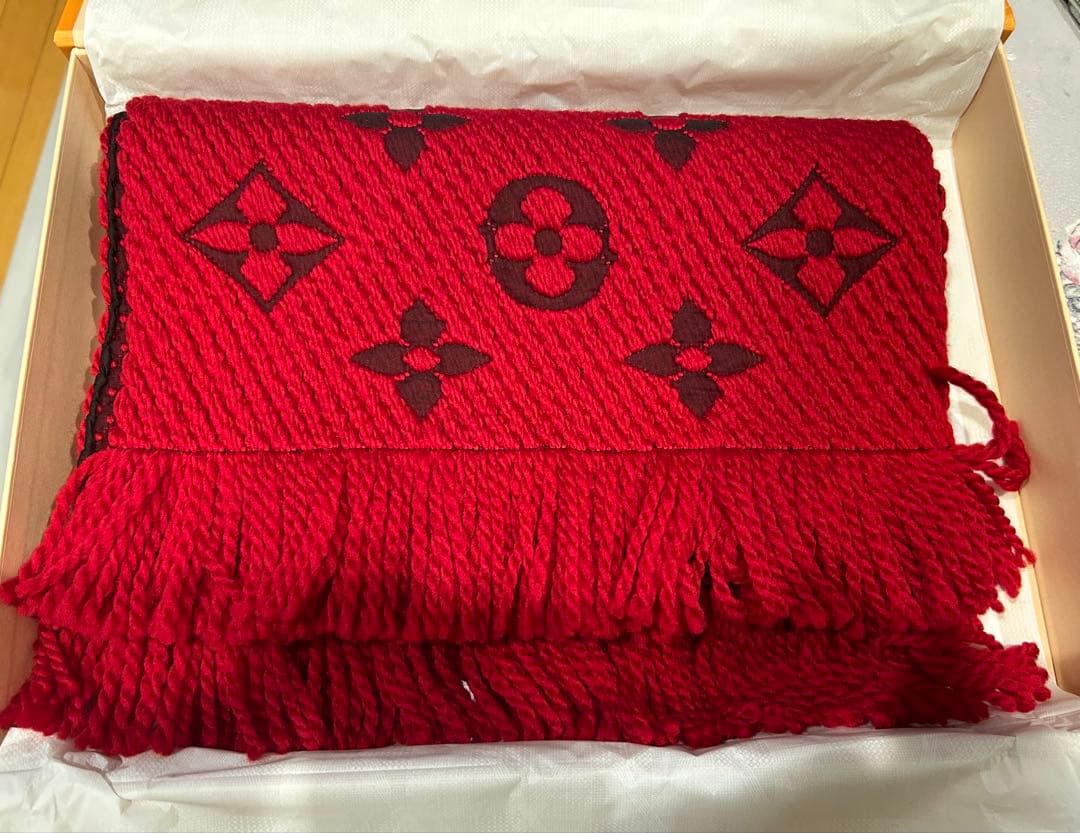 ルイヴィトン ウール シルク モノグラム ロゴマニア エシャルプ マフラー