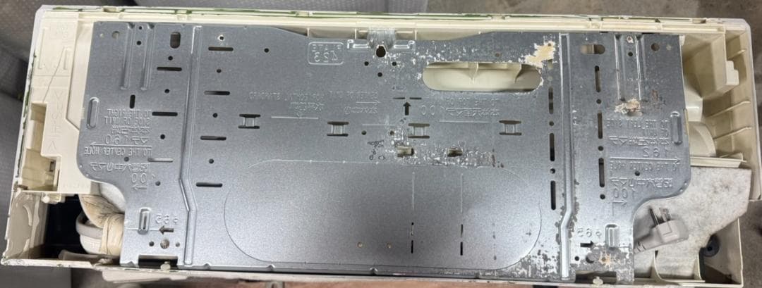 三菱 ルームエアコン MSZ-GV4018S-W 2018年製 主に14畳