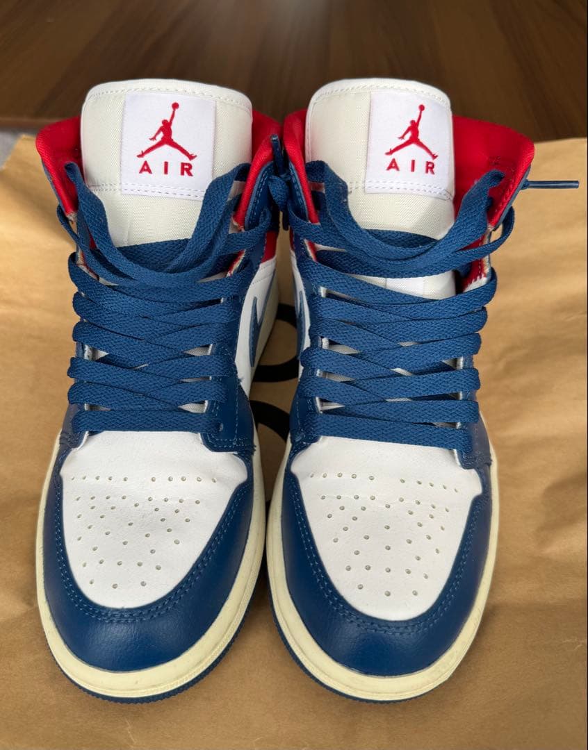 NIKE エアジョーダン1