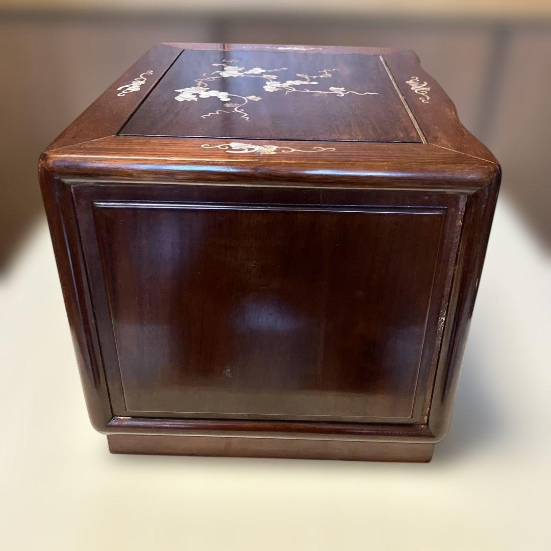 yuiiika　木製花模様象嵌引き出しタンス