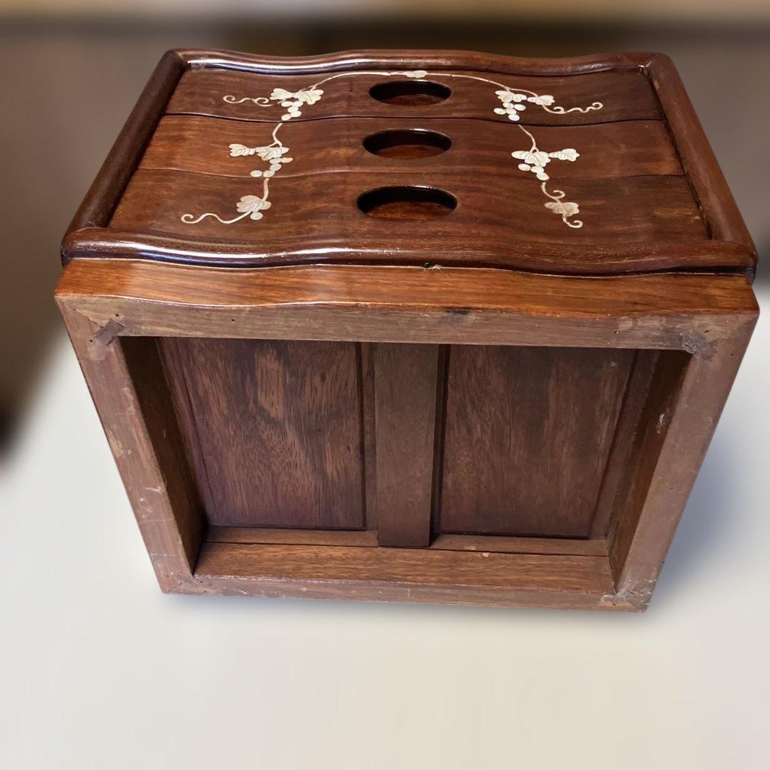 yuiiika　木製花模様象嵌引き出しタンス