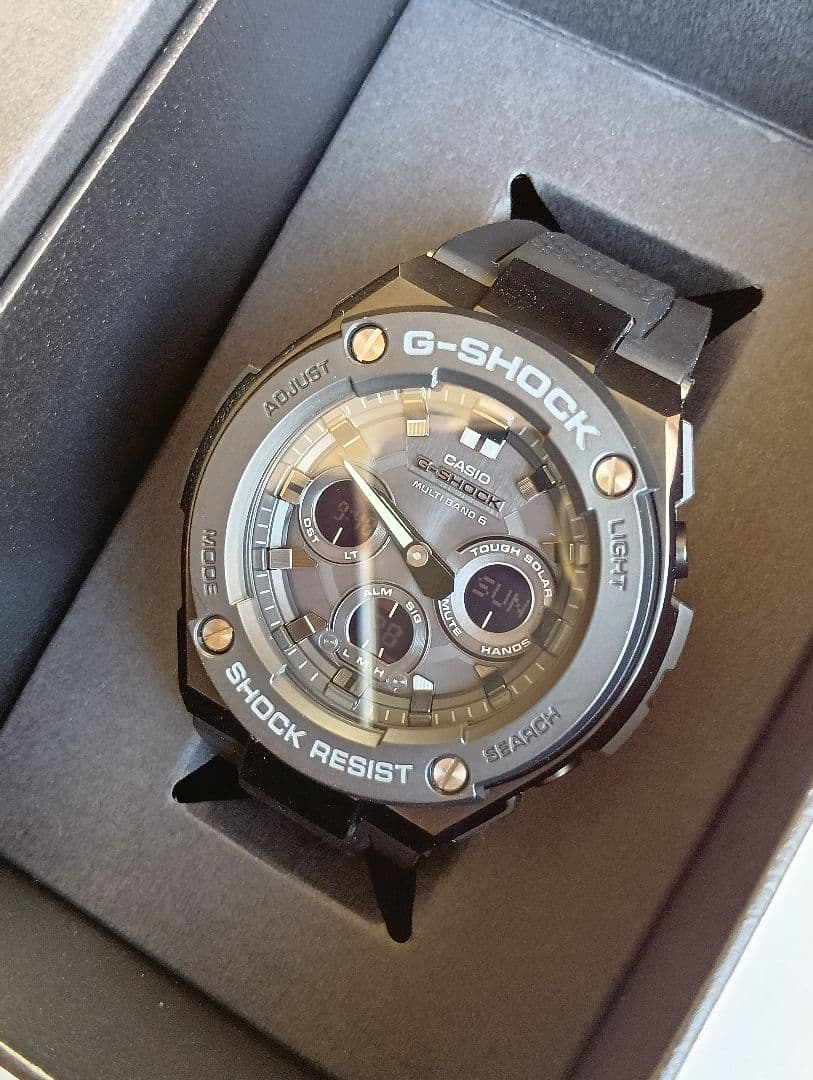 タイムセール G-SHOCK GST-W300G Gスチール 電波ソーラー