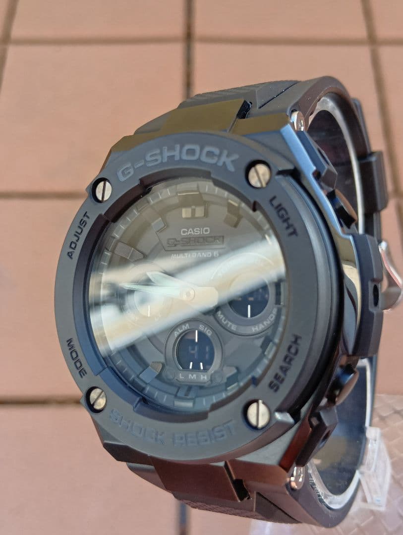 タイムセール G-SHOCK GST-W300G Gスチール 電波ソーラー