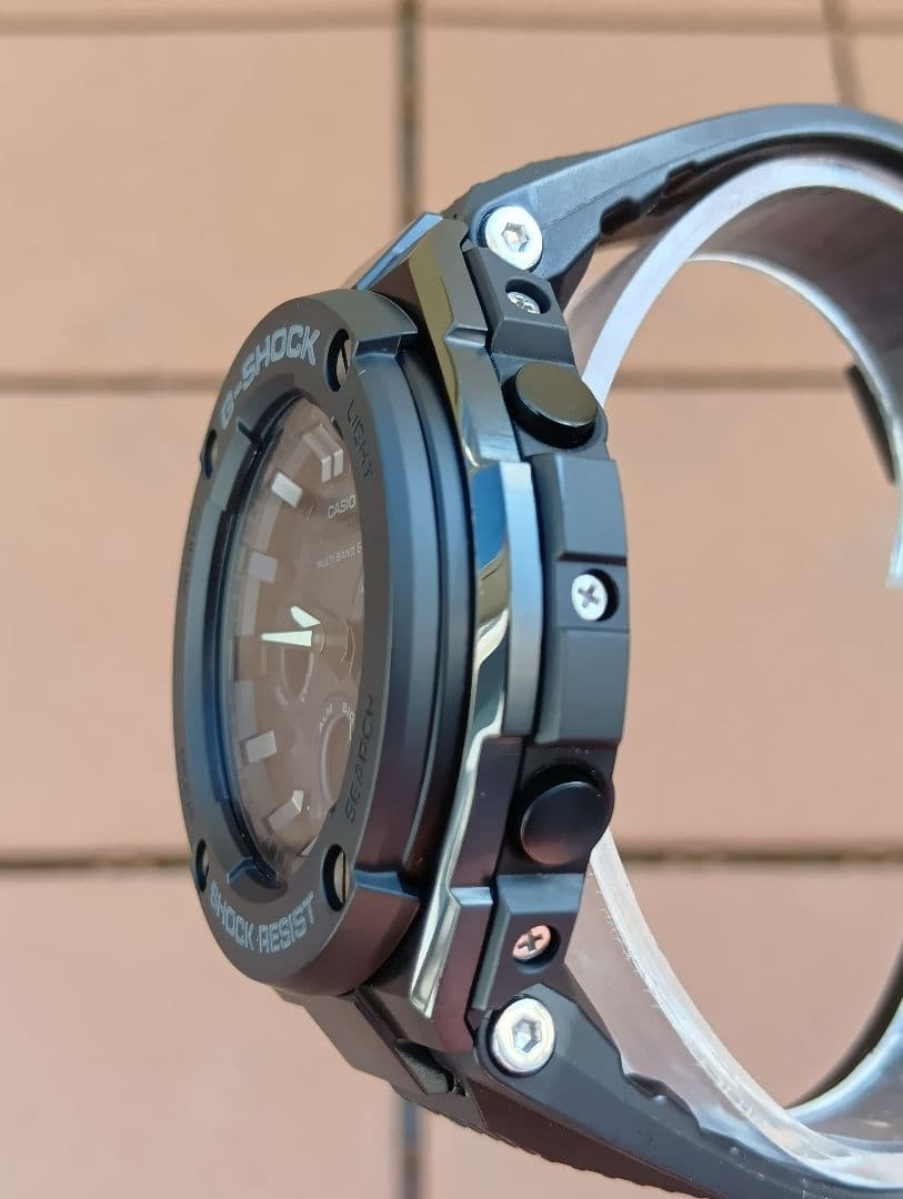 タイムセール G-SHOCK GST-W300G Gスチール 電波ソーラー