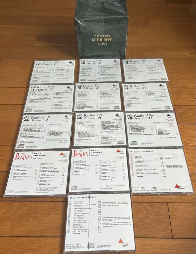RARE CD 13枚組BOX The BEATLES AT THE BEEB