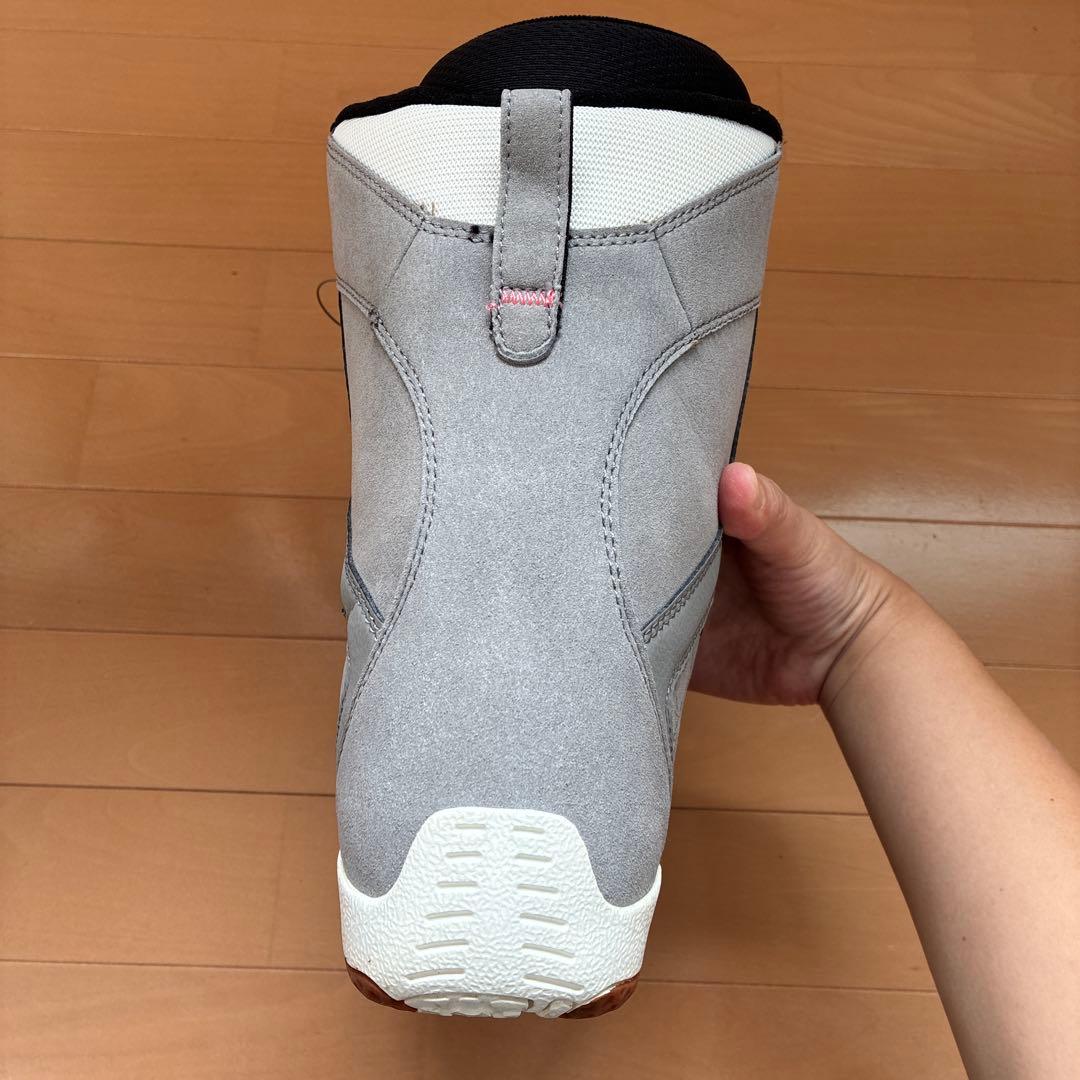 2回使用　スノーボードブーツ 24.5 ダイヤル式　swivel