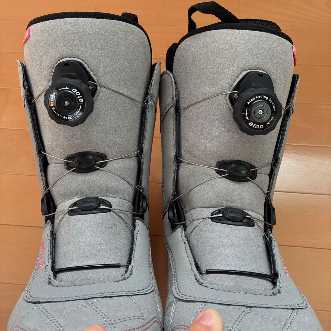 2回使用　スノーボードブーツ 24.5 ダイヤル式　swivel
