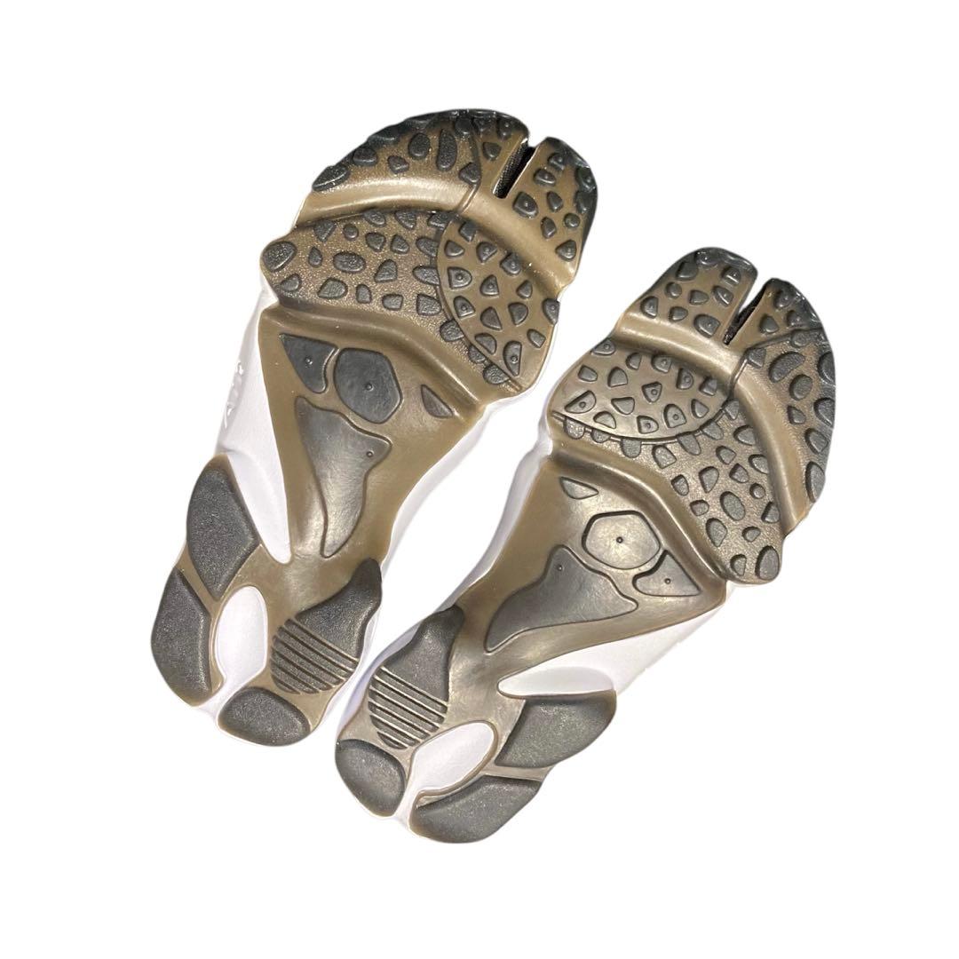 新品タグ付　ナイキ　エアリフト　ウィメンズ　ブラック　24cm