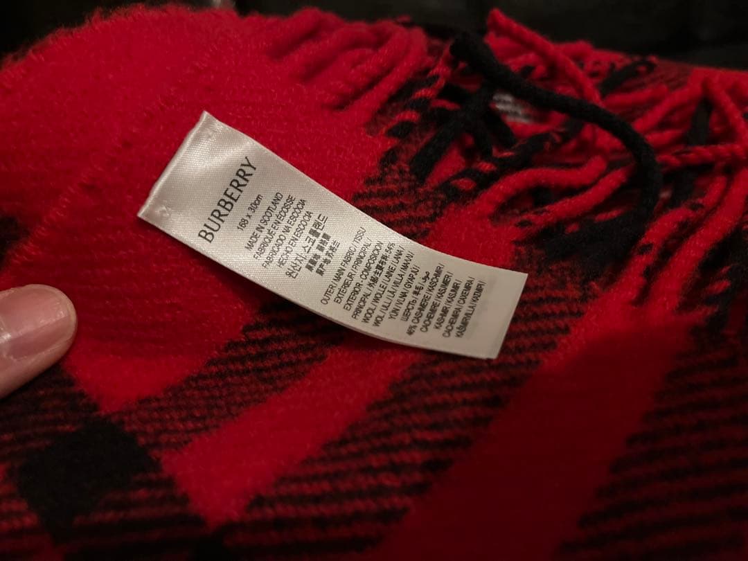 BURBERRY　バーバリー　マフラー　カシミア100％　未使用　レッド